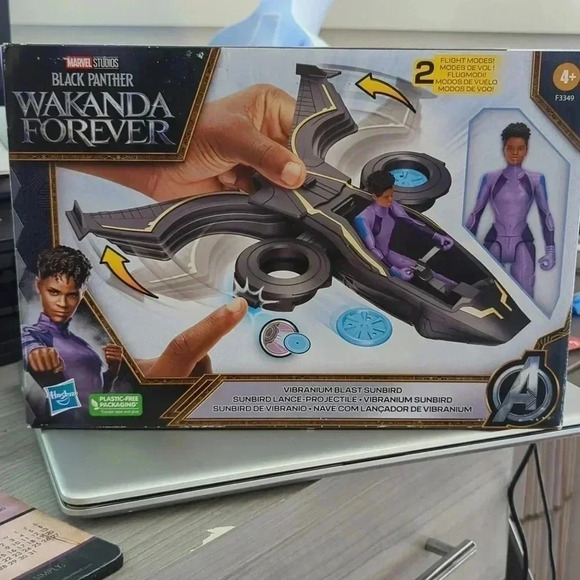NEW Marvel Black Panther Wakanda Forever Vibranium Blast Sunbird Shuri Figure - Picture 2 of 8